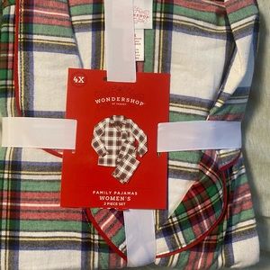 NWT Wondershop 4x holiday pajamas